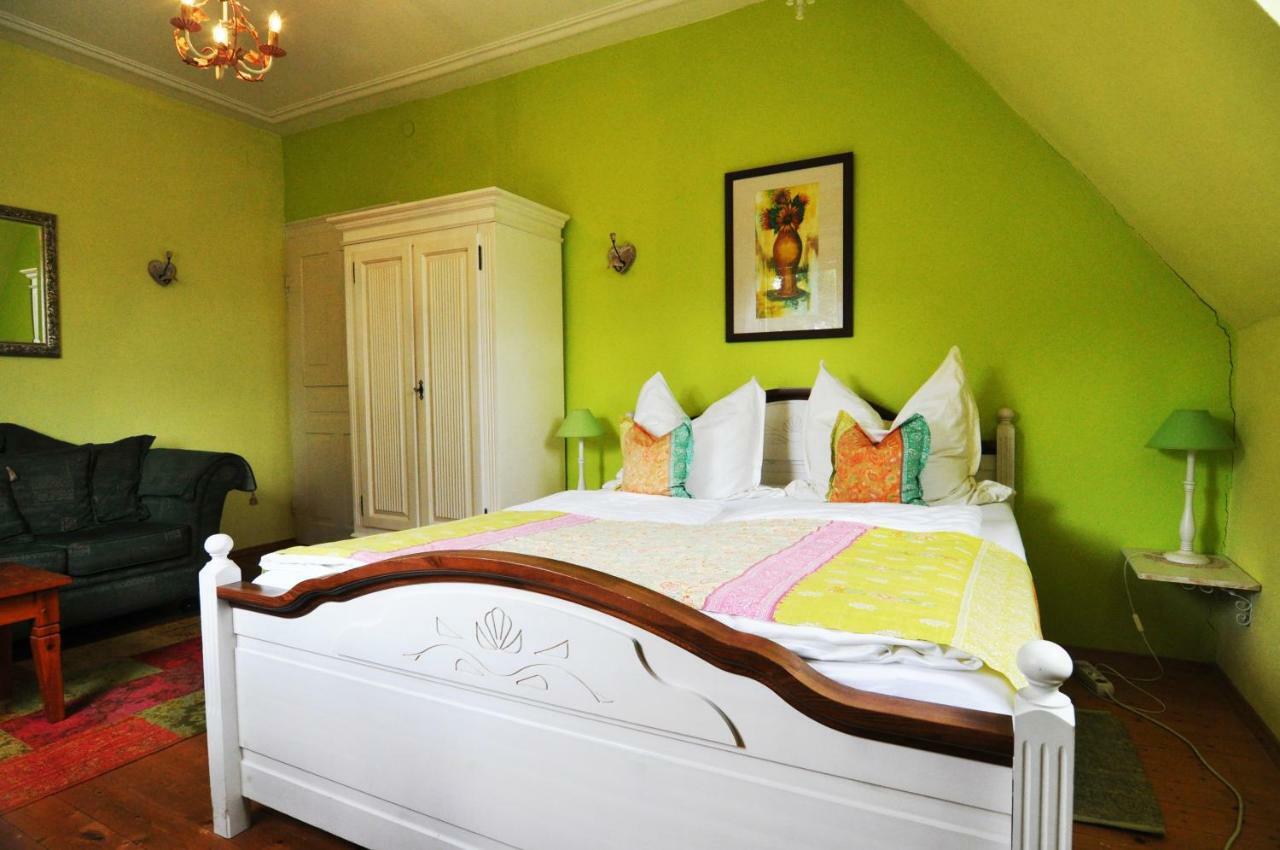 Villa Lamba Gastezimmer Лорх Екстериор снимка
